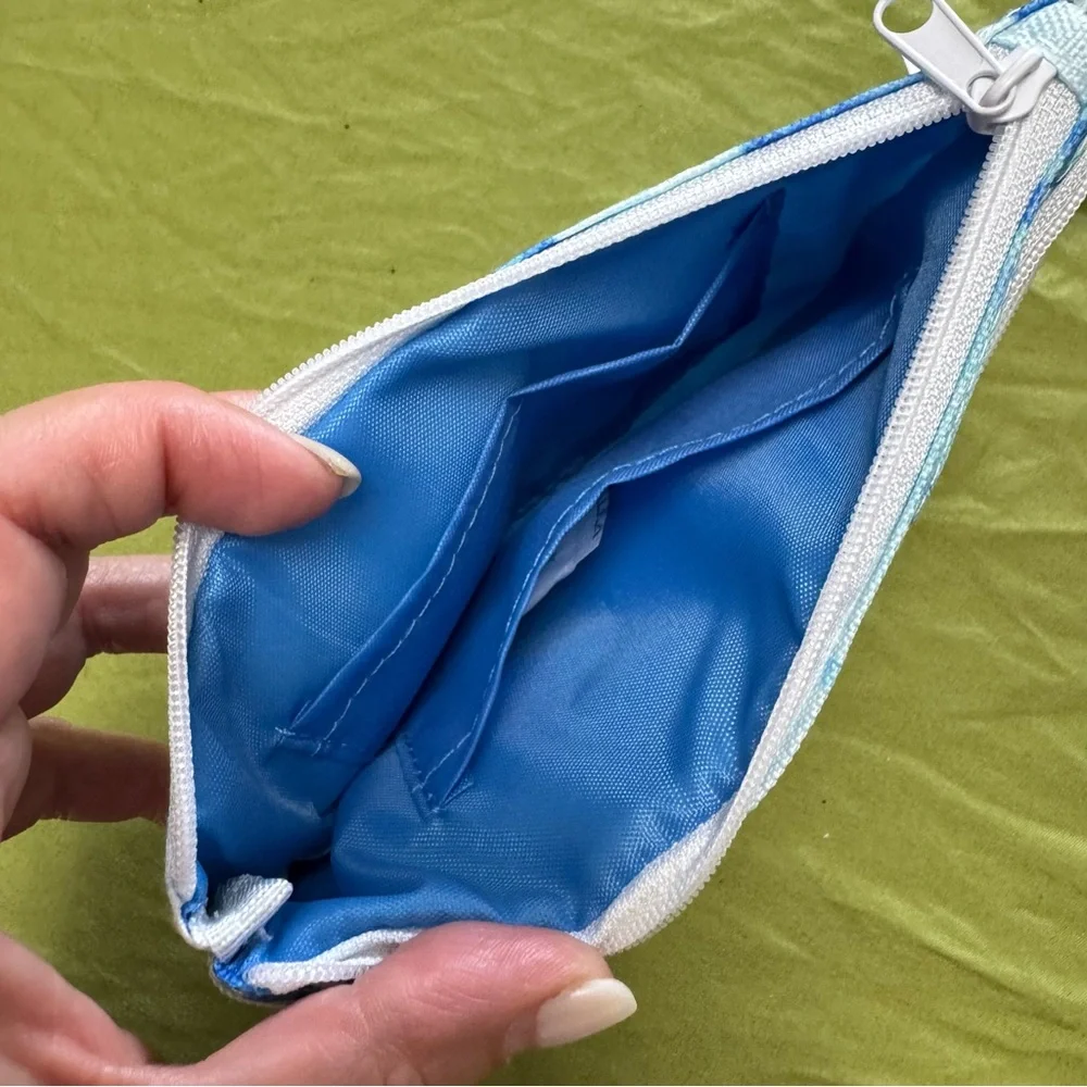 NWT Ron Jon Surf Shop Blue Turtle Wristlet - Picture 5 of 9